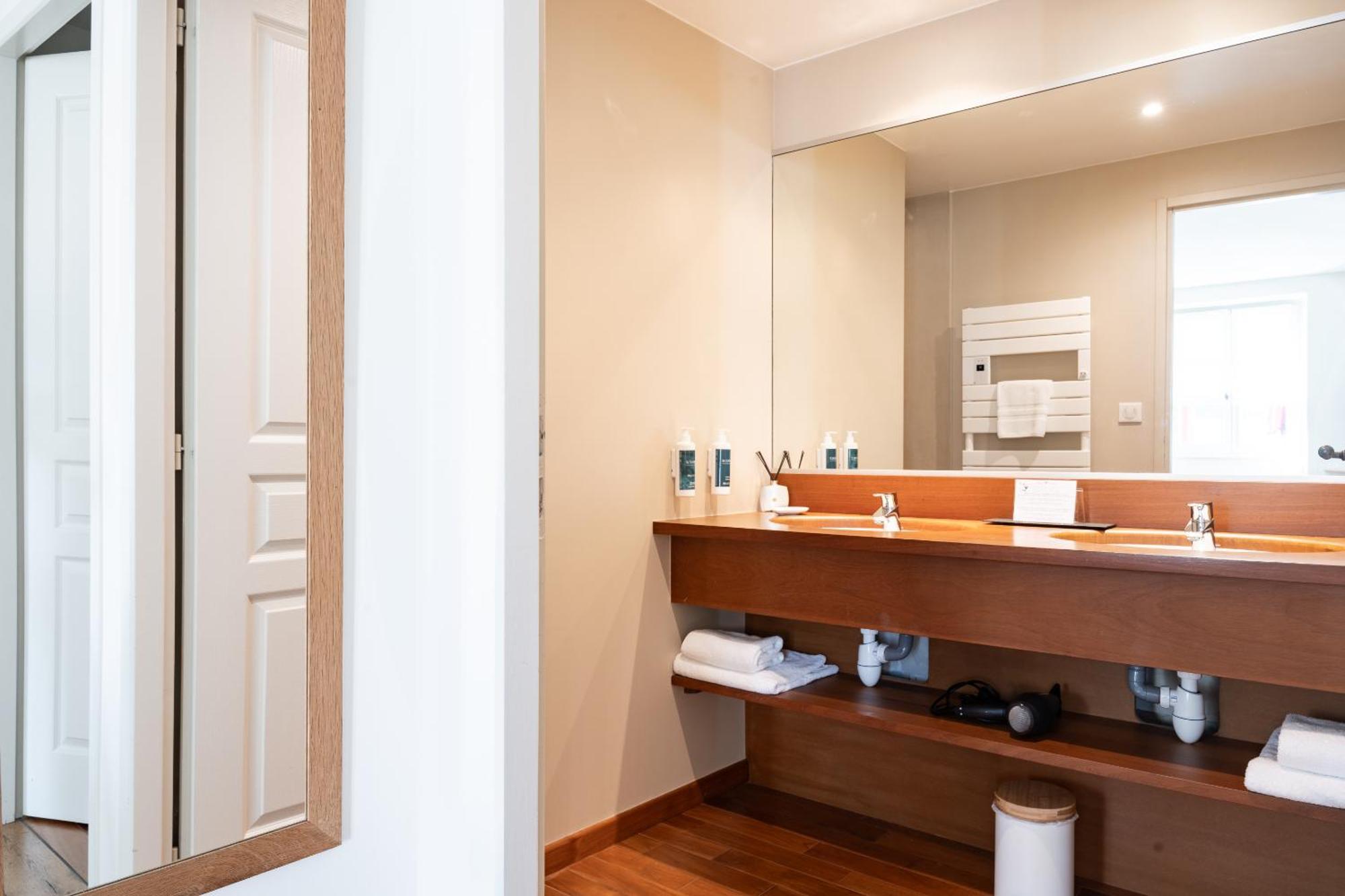 Hotel Restaurant & Spa La Maison Oppoca エノア 部屋 写真